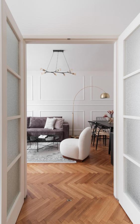 Days - Glamorous W Balcony Near Vltava River Appartamento Praga